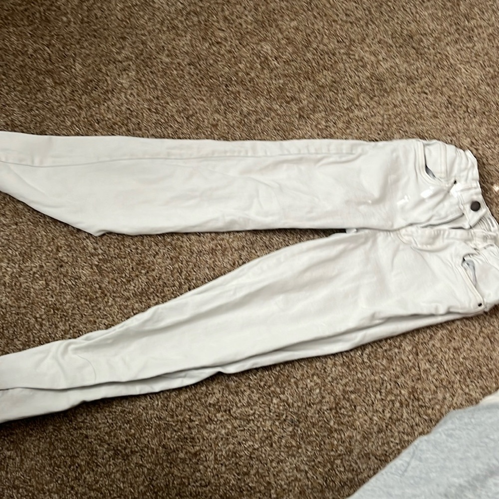 size 2 us cotton on white jeans. women's stretch straight leg jeans